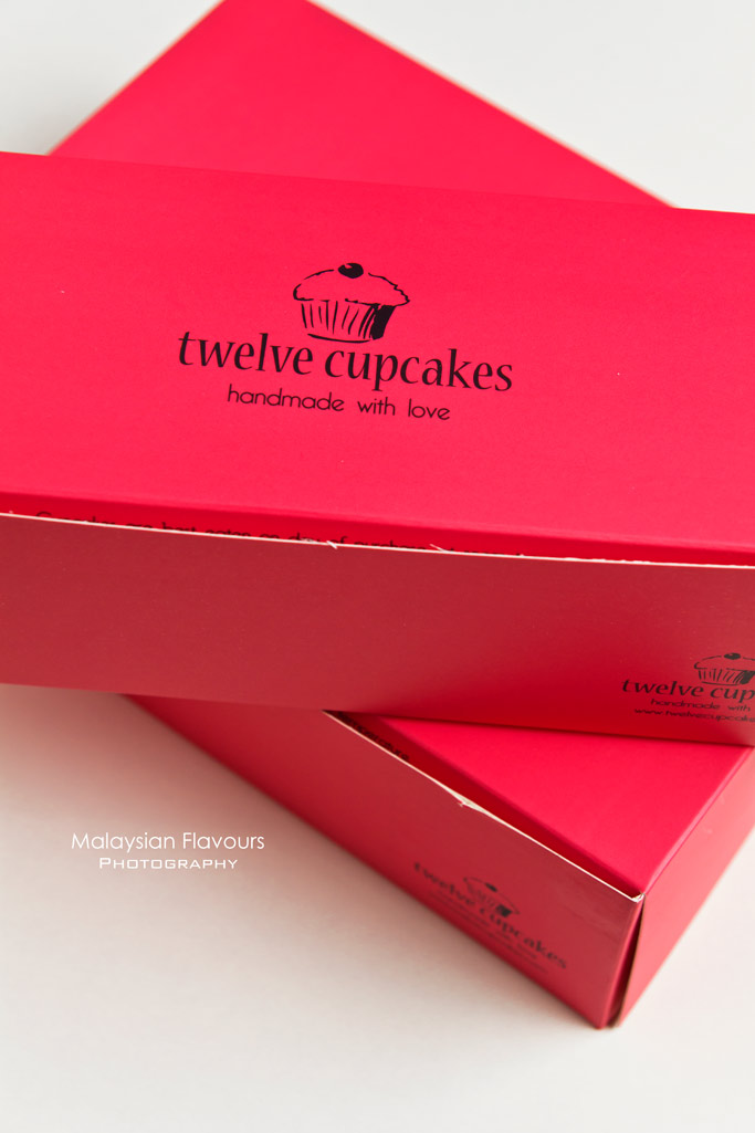 twelve-cupcakes-handmade-with-love