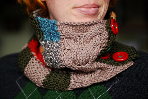 Travel cowl gift knit