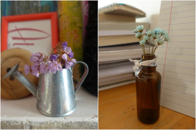Mini-flores em vasinhos