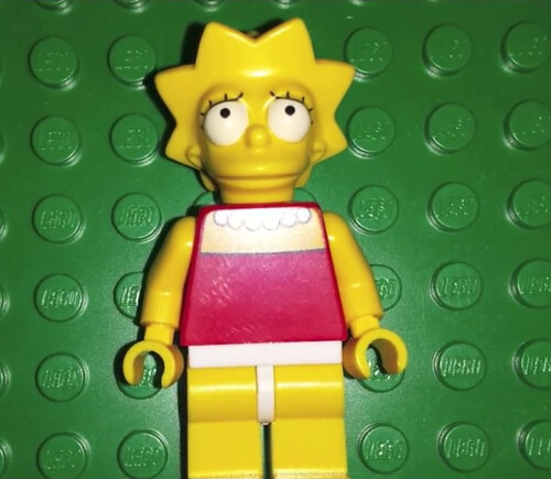 LEGO The Simpsons Lisa