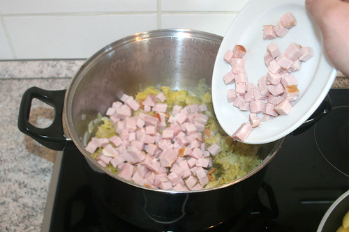 24 - Kassler addieren / Add smoked pork