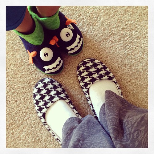 Chilly morning (55) = slippers. #weekinthelife