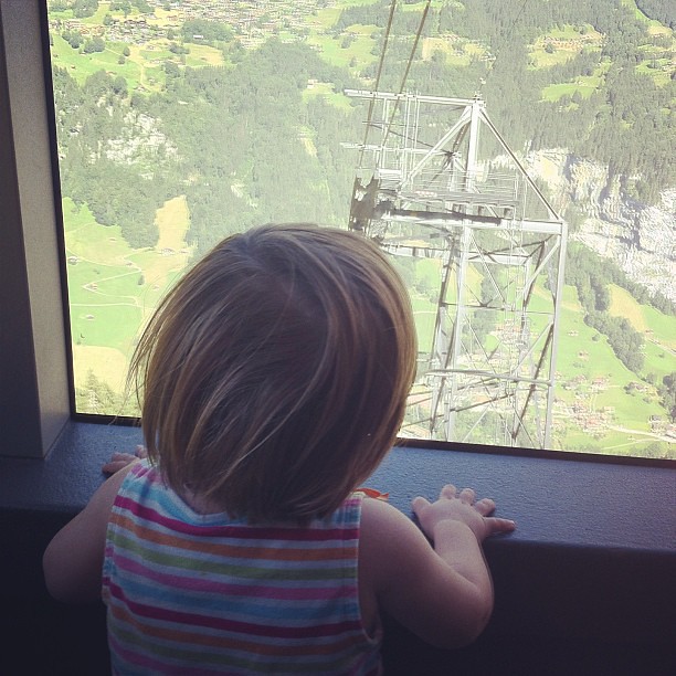 on the gondola down the mountain (1aug). #holyshitzerland  @sasprea @chezgrub @jayhpea