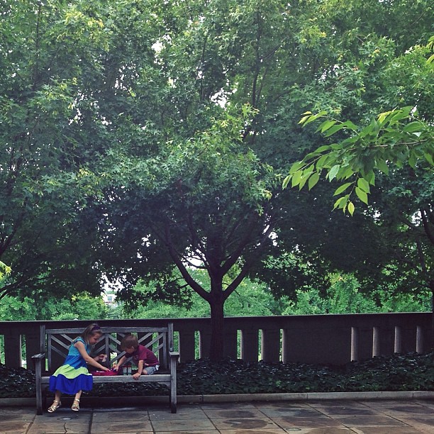 A magical picnic spot. It was damp and perfect. #nelsonatkins #kc