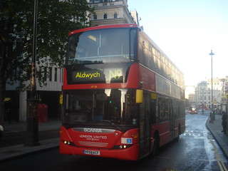 London United SP38 on Route N9, Trafalgar Square