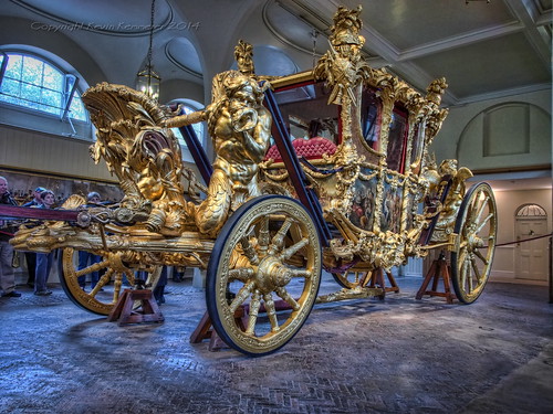 Golden Carrage @ The Royal Mews @ buckingham Palace by fangleman