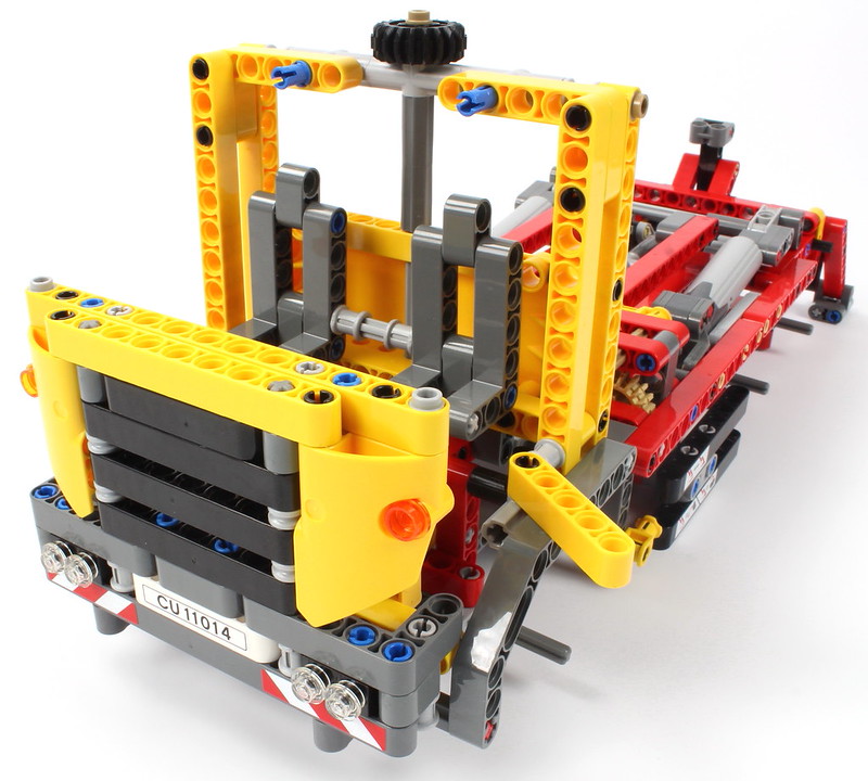 REVIEW] 42024 - Container Truck - LEGO Technic, Mindstorms, Model Team and  Scale Modeling - Eurobricks Forums