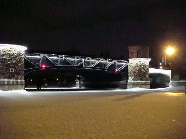 Bridge over the Canal