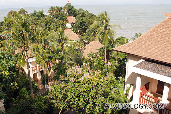 Panoramic view of Crown Lanta resort 