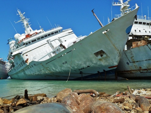 "Love Boat" Pacific Princess in Turkish Scrap Yard