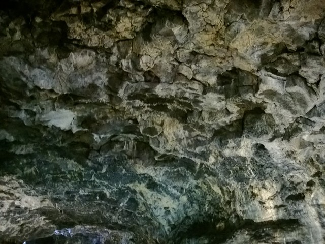 lumia 925 - lava caves on Jeju Island-007