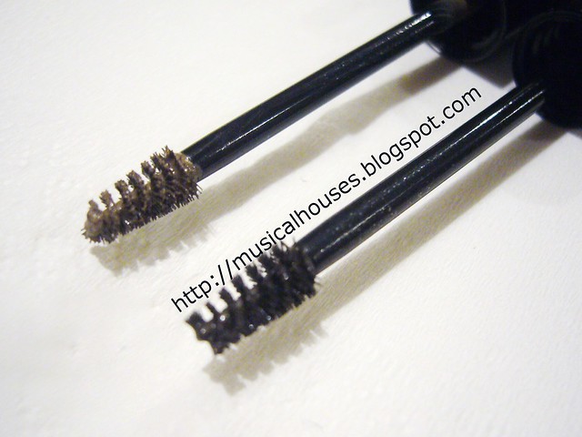 Benefit Gimmie Brow Brush