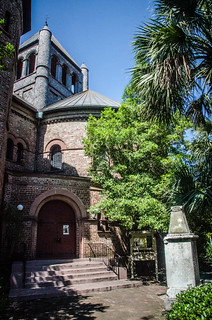 Circular Congregation Church and Cemetery