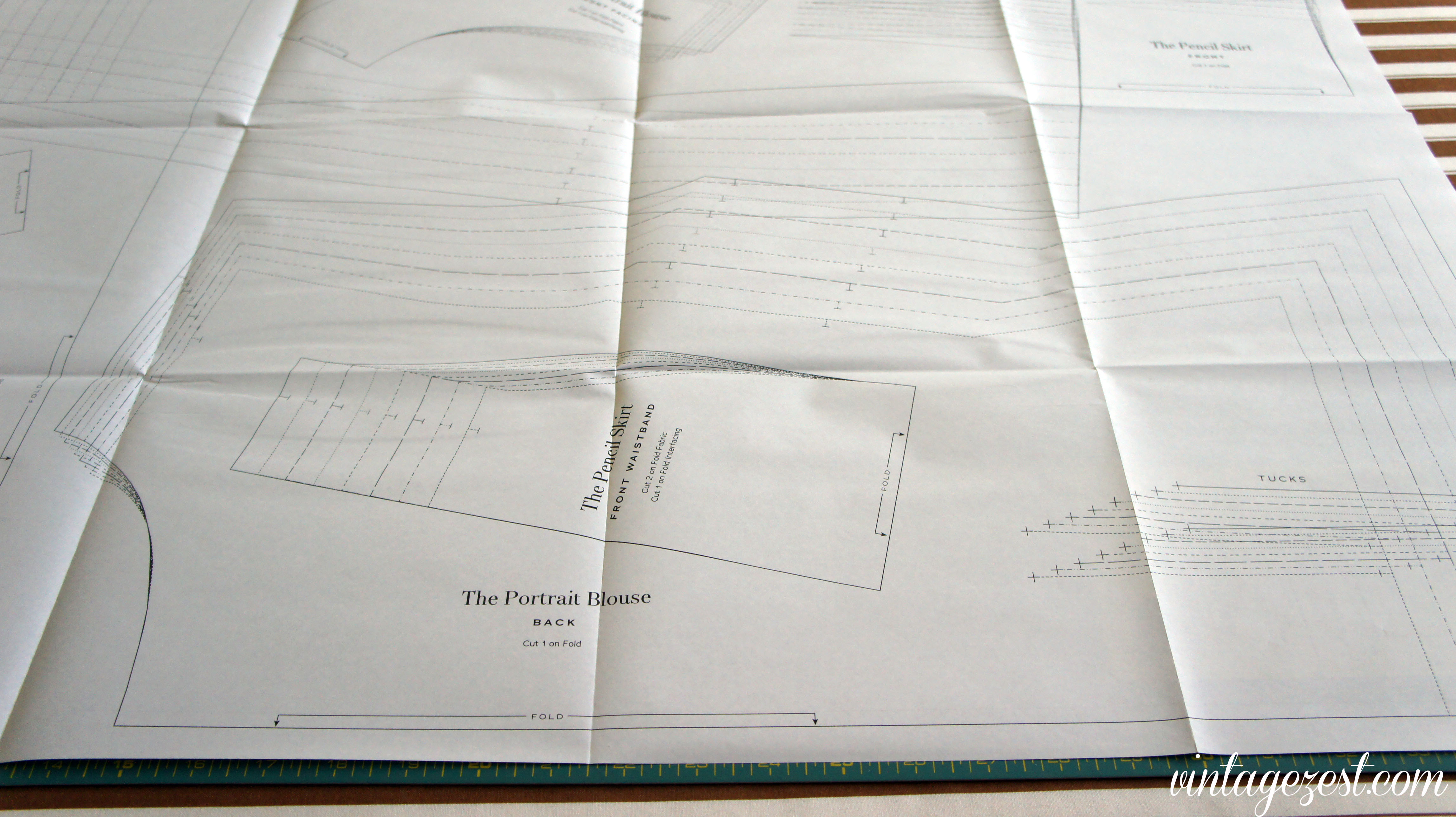 Tutorial: How to Trace a Sewing Pattern on Diane's Vintage Zest!