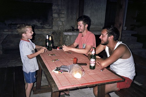 'I want to play cards', Mayan, Michael, Max (Smoljanac - Plitvice Lakes, Croatia).