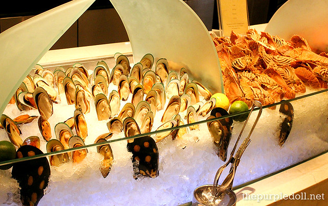 Mussels and Spiny Lobster (Banagan) at Spiral Sofitel Manila