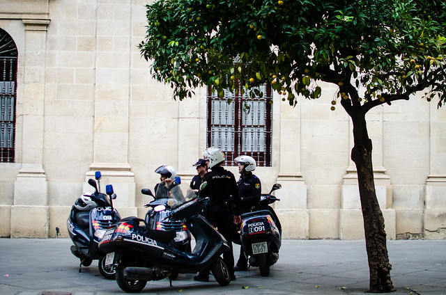 Policia in Sevilla ready to make a move once they receive the location of protests.