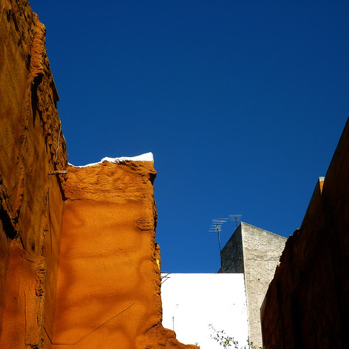 orange wall, blue sky by pho-Tony