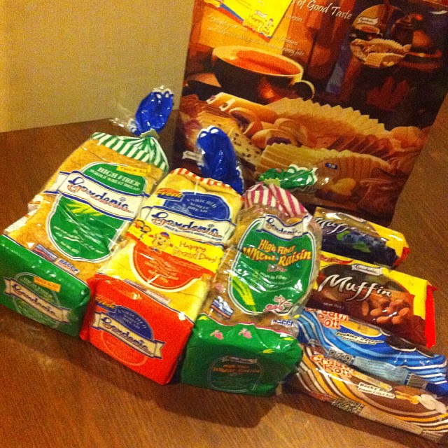 Our favorite bread at home! Thank you @gardeniaph! Happy Bread Month! 