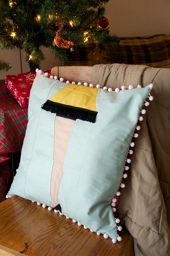 A Christmas Story paperpieced leg lamp pattern