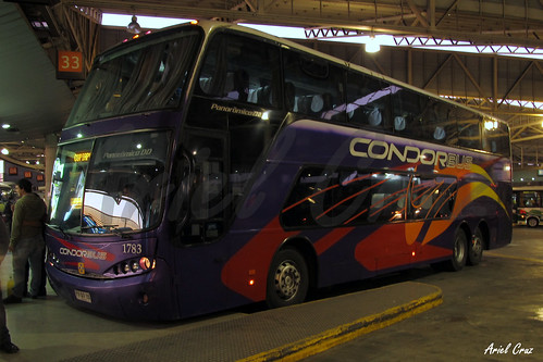 Cóndor Bus en Santiago | Busscar Panorâmico DD - Scania / YY3715