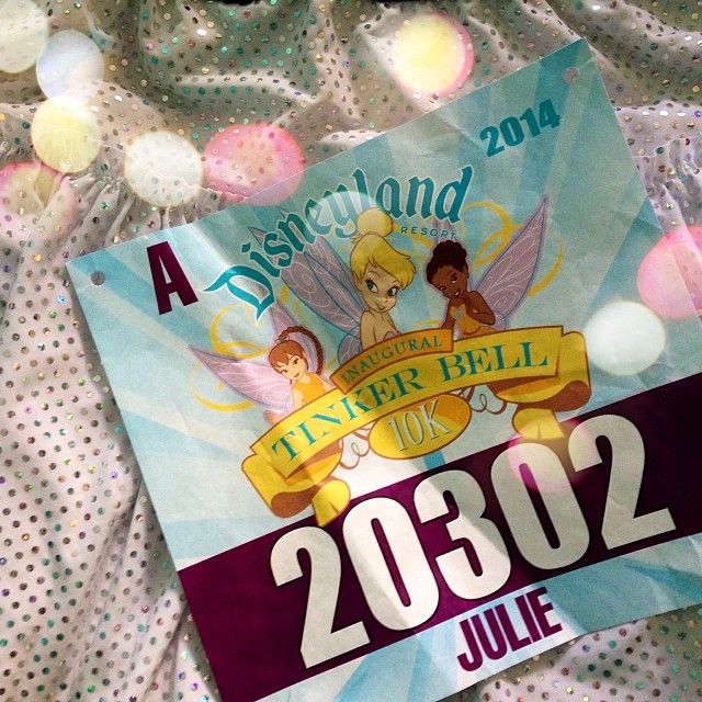 A little @sparkleathletic for the @rundisney #tink10k tomorrow! Super excited that I am in "A" Corral! Yippee! #rundisney #teamsparkle #tinkhalf #instarunner