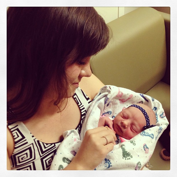 Holding Riley Skylar Cloud aka Baby Sparkles for the first time. #proudauntie #instagood #baby #love #family #newborn