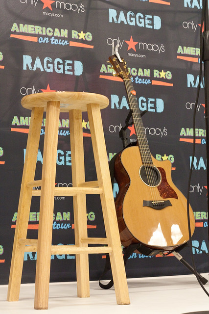 American Rag on Tour: Megan & Liz