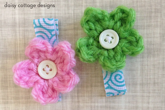 tiny little flower crochet pattern