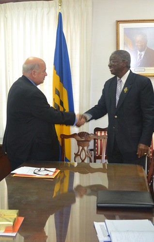 OAS Secretary General Met with Prime Minister of Barbados