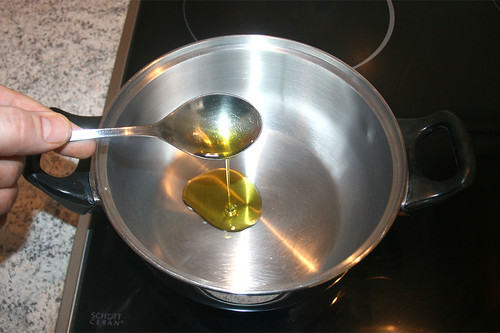 42 - Olivenöl erhitzen / Heat up olive oil