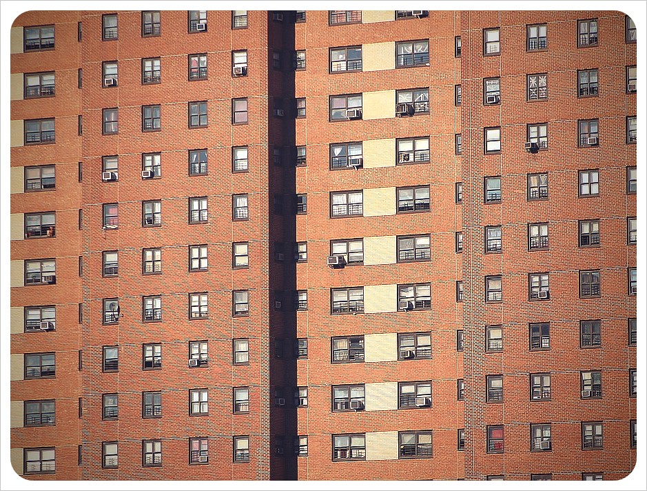 new york harlem apartment block