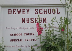 Dewey School, Historical School House