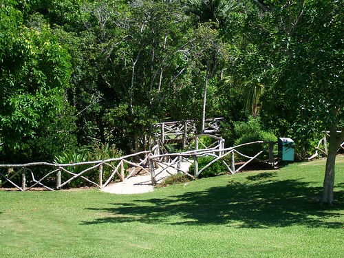 Bermuda Arboretum. The park is open from sunrise to sunset and admission is free.