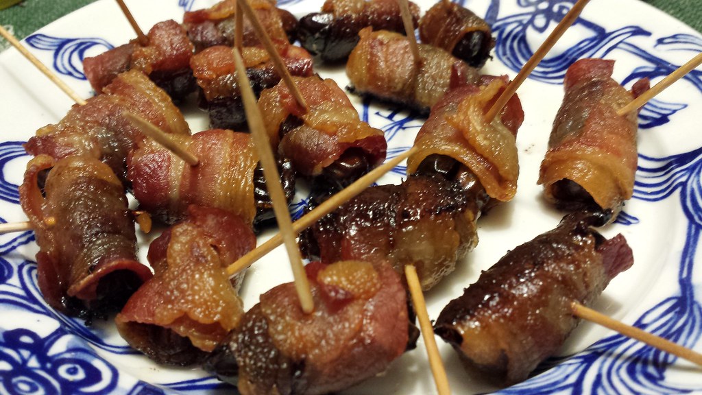 My contribution to tonight's feast - bacon-wrapped dates