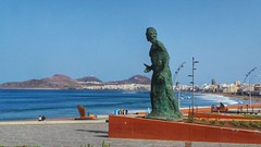 Escultura del Tenor Alfredo Kraus en la playa de Las Canteras de Las Palmas de Gran Canaria