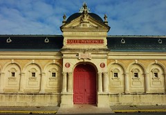 Salle municipale Alienor d' Aquitaine, Saint Jean d' Angely, 1805
