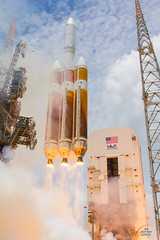 NROL37 Delta IV Heavy by United Launch Alliance (June 11, 2016)