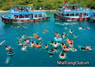 Cho thuê tàu   ca no cao tốc tham quan các tuyến đảo Vinh Nha Trang
