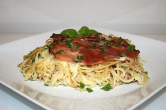 Spaghettiauflauf mit Speck & Mozzarella / Pasta bake with bacon & mozzarella