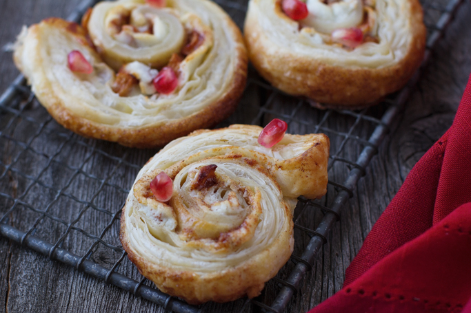 Apple & Goat Cheese Puff Pastry Pinwheels - loaded with creamy goat cheese and sweet cinnamon apple for the most delicious puff pastry appetizers! #appetizers #cinnamonapple #puffpastry #pinwheels | littlespicejar.com