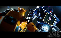 Transformers Masterpiece Autobots vs Decepticons