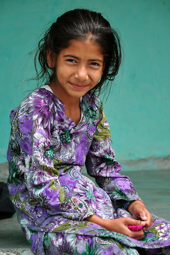 India - Himashal Pradesh - McLeod Ganj - Young Girl - 148