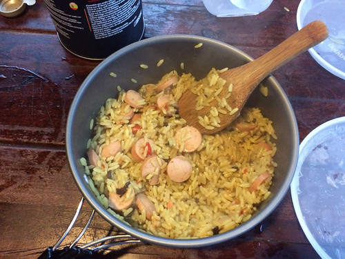 Torres del Paine: trek du W. Jour 4: riz curry aux saucisses Knacki pour le soir.