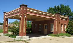 Abandoned & Former Gas Stations