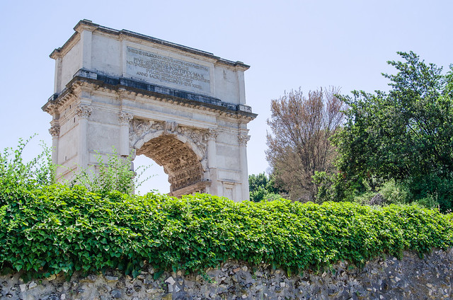 20150518-Rome-Roman-Forum-Arch-of-Titus-0205