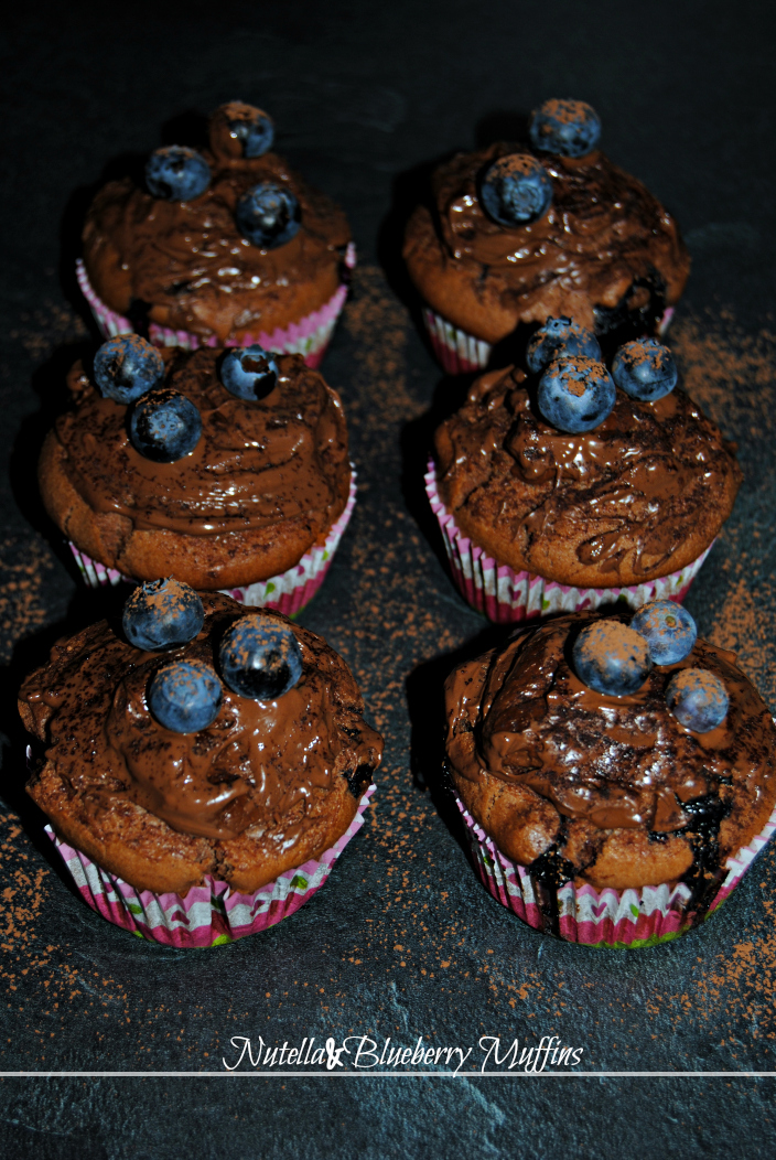 Nutella&Blueberry Muffins (1)