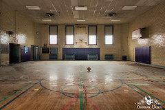 Elementary School L, USA