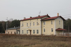 Otusz train station