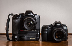 Kodak DCS 520 (1998) / Canon EOS D30 (2000)